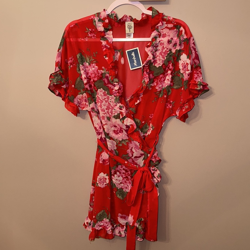 In Bloom Red Floral Sheer Robe - Picture 2 of 8